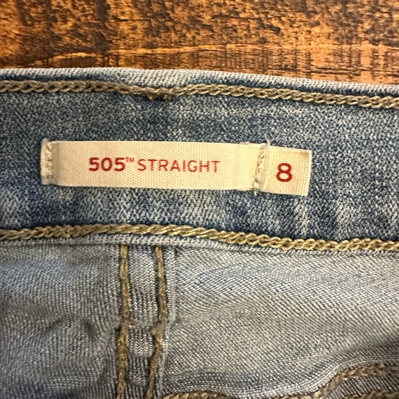 EUC- Levi’s 505 Straight Leg Jeans - Picture 2 of 8